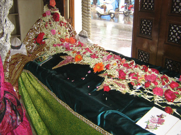 Hazrat Babajan Samadhi in Pune